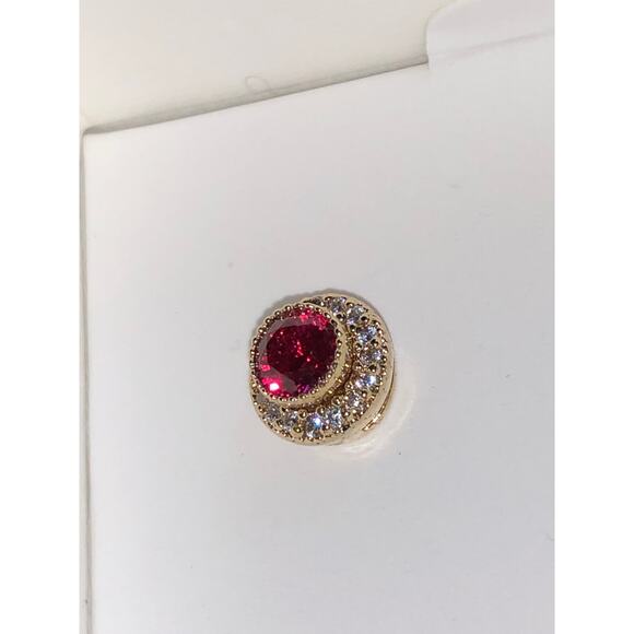 CHLOE + ISABEL JULY halo stud earrings - E119 - Picture 2 of 3